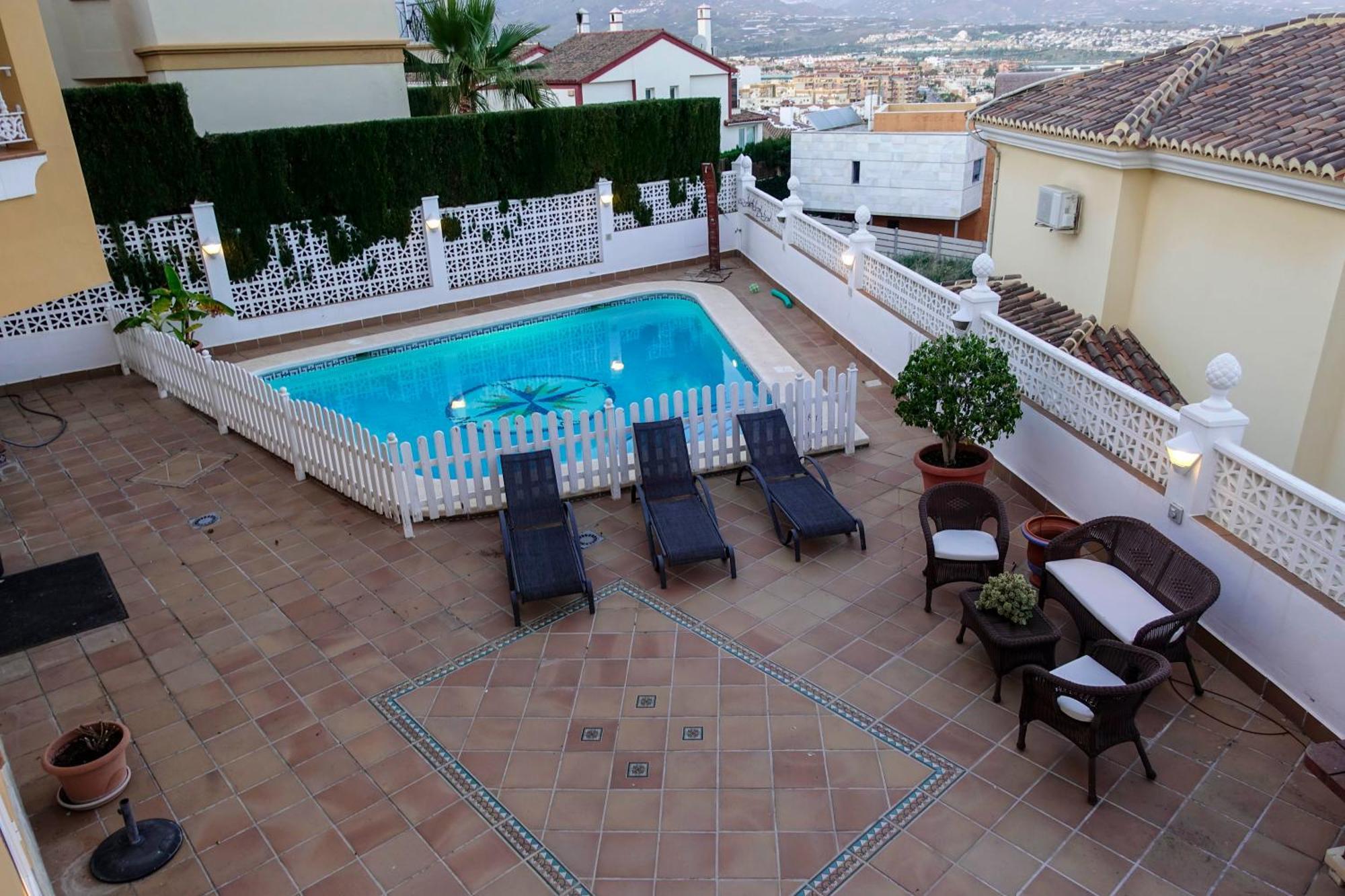 Villa Borja Torre Del Mar Luaran gambar