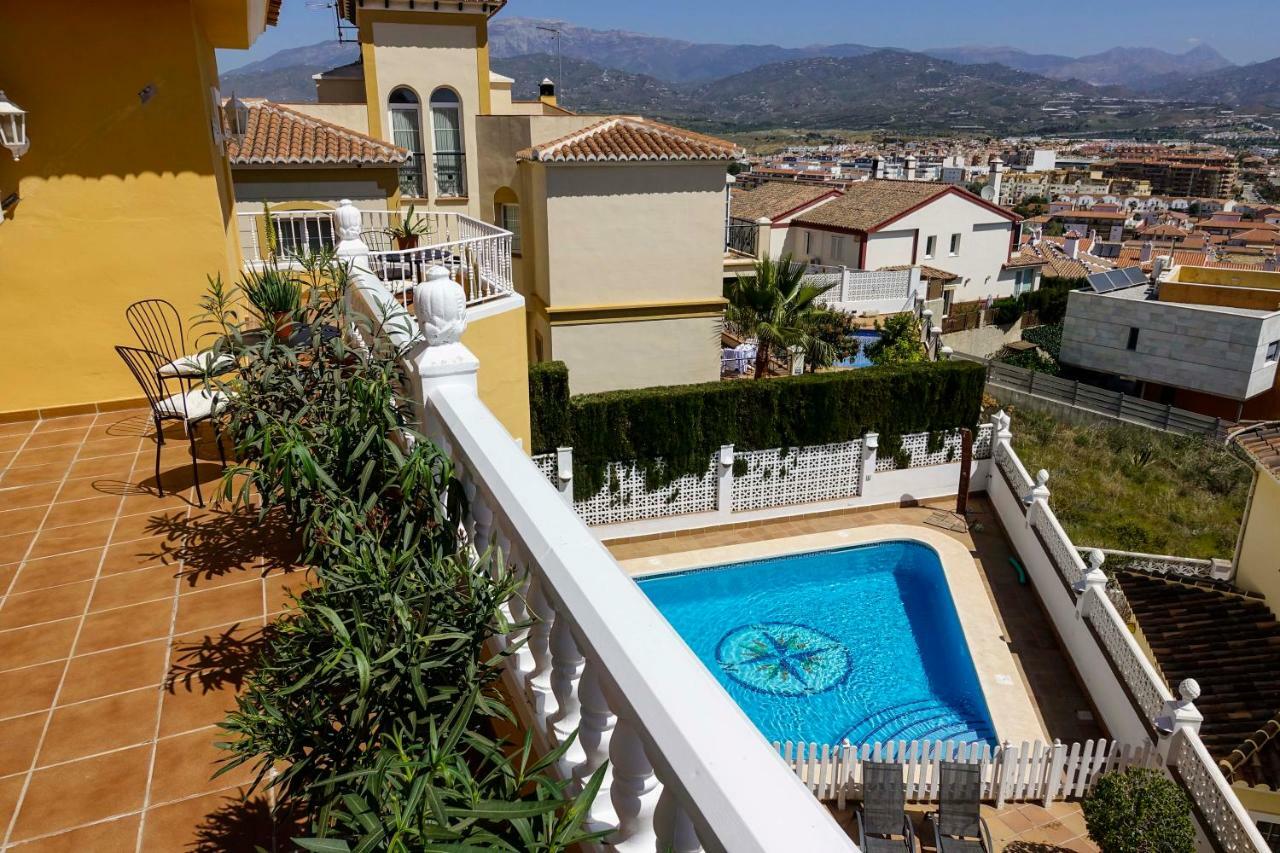 Villa Borja Torre Del Mar Luaran gambar